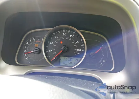 2015 Toyota Rav4 Le z USA, uszkodzony, nr VIN 2T3ZFREV6FW153386